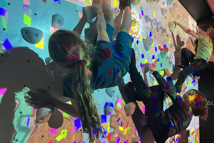 Clip n climb bali Short Circuit Augmented climbing